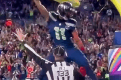 Jaxon Smith-Njigba Goes Full Savage, Posterizing a Referee During a Wild Touchdown Celebration on ‘MNF,’ Sparking Outrage and Hilarity as the Official Throws a Flag in Utter Disbelief! 🏈💥😂