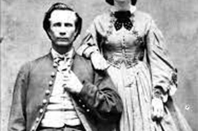 On a windswept Kansas evening in 1889, Jesse Moore—an ordinary man living a life of quiet solitude—stumbled upon a mysterious woman dying in the dust by the roadside, a nameless saloon girl abandoned by everyone else. What made him stop when others would have passed by? How did a simple act of kindness transform not only her fate, but his own heart and future? Discover the untold story of two broken souls who found healing in each other’s presence, defying the judgment of their town and building a life from scraps. What secrets did their love hold, and who truly saved whom?