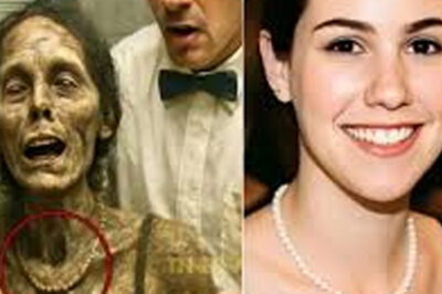 TERRIFYING MYSTERY! A waiter discovers this 7 years after a banker’s daughter disappeared at a charity gala in Dallas… A banker’s daughter disappeared at a charity gala in Dallas. Seven years later, a waiter finds this. FULL STORY IN THE FIRST PHOTO IN THE COMMENTS