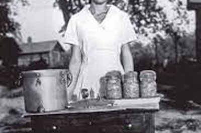 How a Handful of Tomato Seeds and a Tiny Patch of Dirt in Rural South Carolina Sparked a Quiet Revolution in 1910—Empowering Young Girls to Become Entrepreneurs, Challenging Society’s Limits, Transforming Families, and Planting the Roots for 4-H: Discover the Untold Story of Marie Cromer’s Tomato Clubs, Where Each Basket Sold Was an Act of Defiance, Every Dollar Earned a Step Toward Independence, and the Real Harvest Wasn’t Just Tomatoes, But Confidence, Autonomy, and Generational Change That Still Shapes the Lives of Millions of Young People Across America Today.
