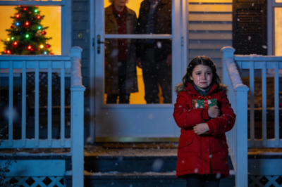 At christmas, my parents refused to let my 11-year-old in, making her carry her gifts home alone and spend the holiday in an empty house, and when i discovered the truth, i stayed silent, took action, and five hours later, everything in their lives started falling apart…